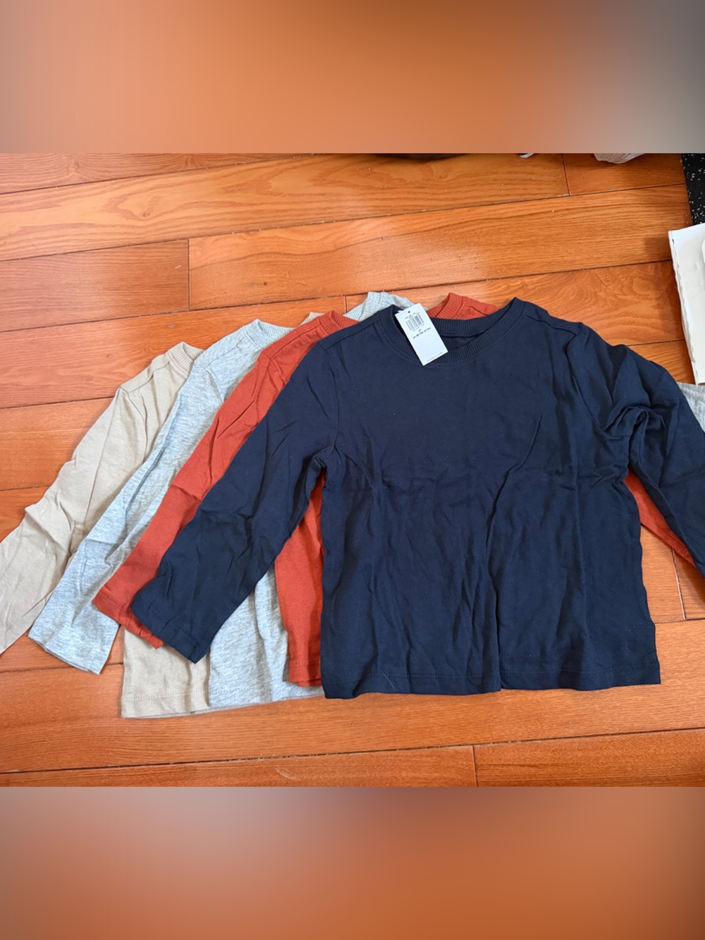 Set of 7 Old Navy NWT long sleeves